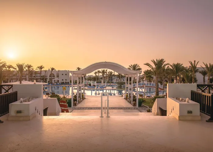 אתר נופש Hilton Marsa Alam Nubian